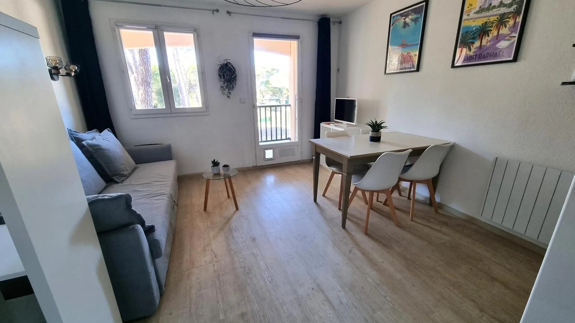 Studio 4P Vue Piscine St Raphael Valescure - Au Coeur Des Golfs Saint-Raphael  0*, Saint-Raphael (Var)