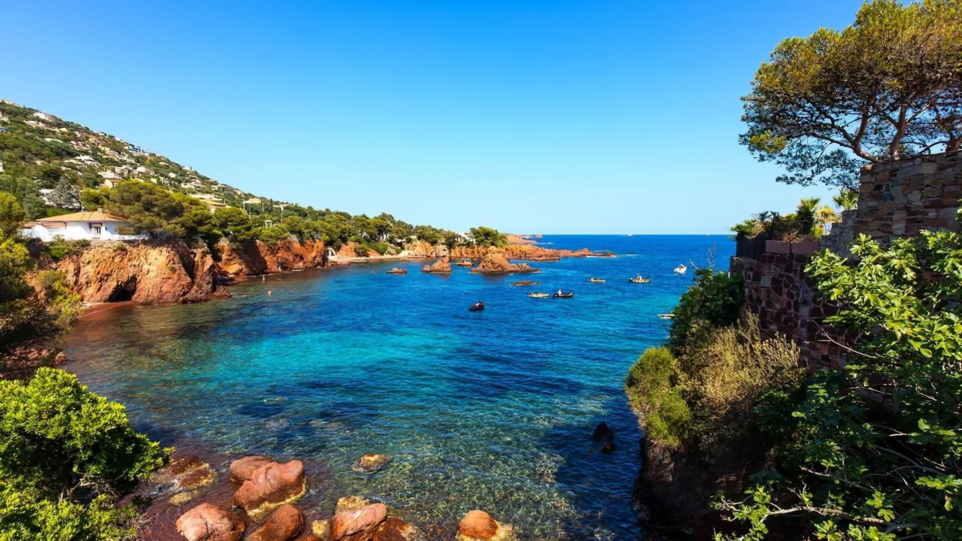 Studio 4P Vue Piscine St Raphael Valescure - Au Coeur Des Golfs Saint-Raphael  France